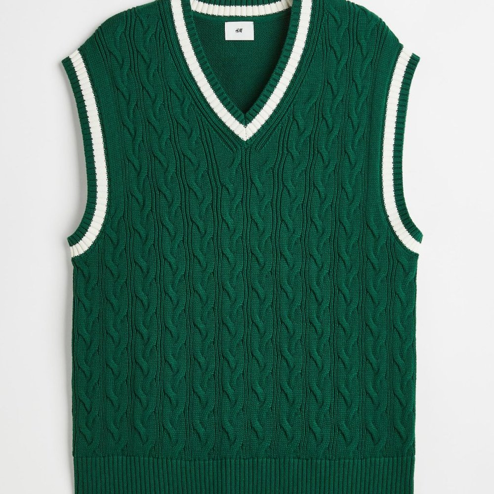 Relaxed Fit Cable-knit Sweater Vest